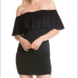 ⚡️⚡️ HOST PICK!!⚡️⚡️ Off-the-shoulder Dress